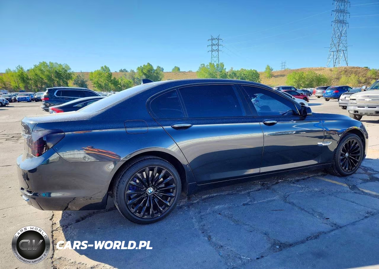 2009 BMW 750 Li VIN:WBAKB835X9CY62319 - 3