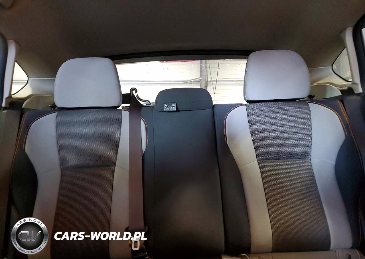 2019 Subaru Crosstrek Premium VIN:JF2GTAEC1K8395813 - 10