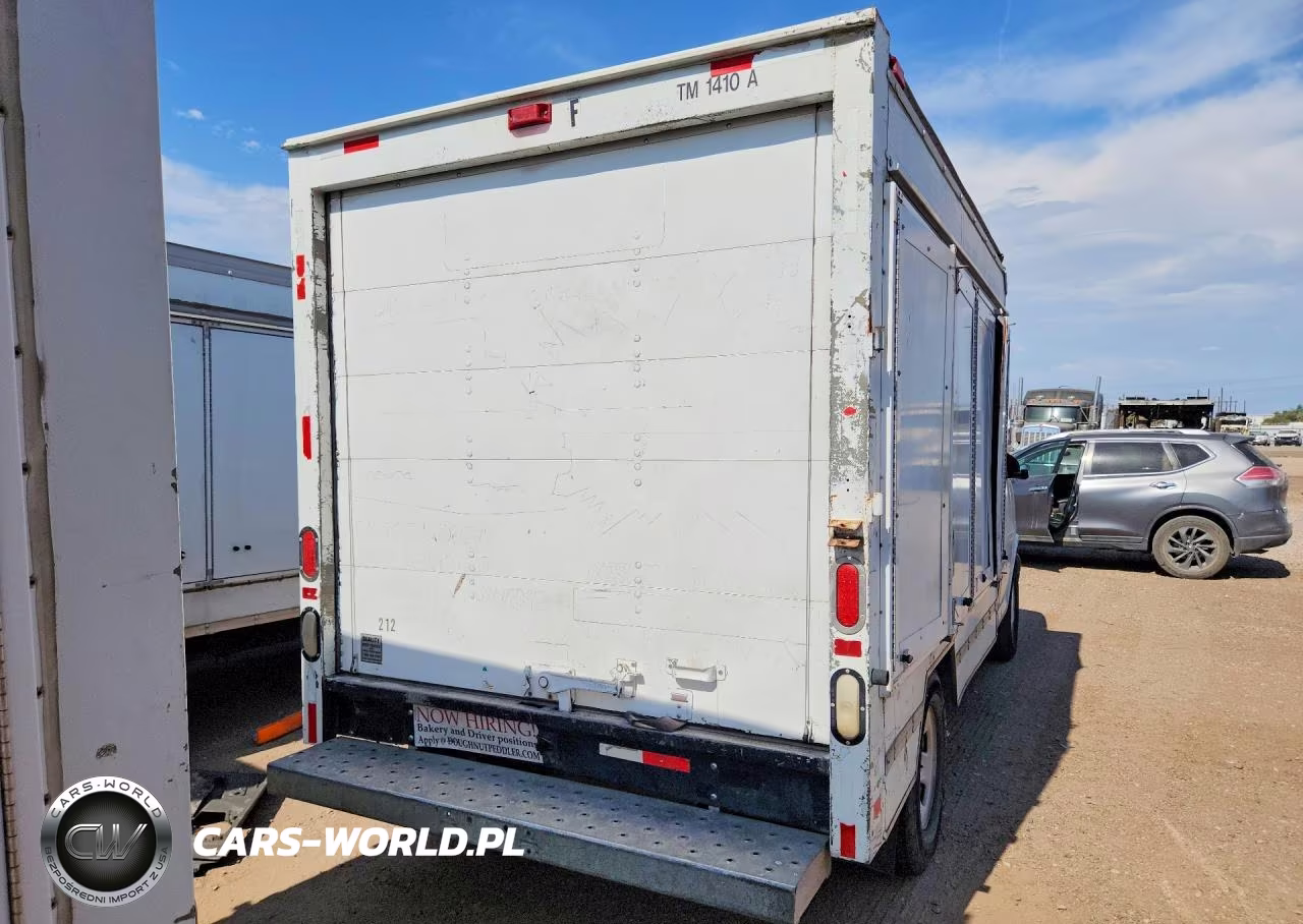2007 GMC Savana Cutaway G3500 VIN:1GDGG31V671903503 - 6
