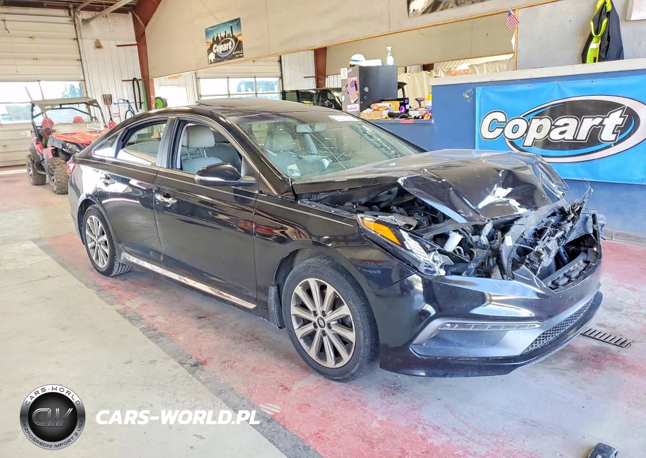 2016 Hyundai Sonata Limited VIN:5NPE34AFXGH304344 - 4