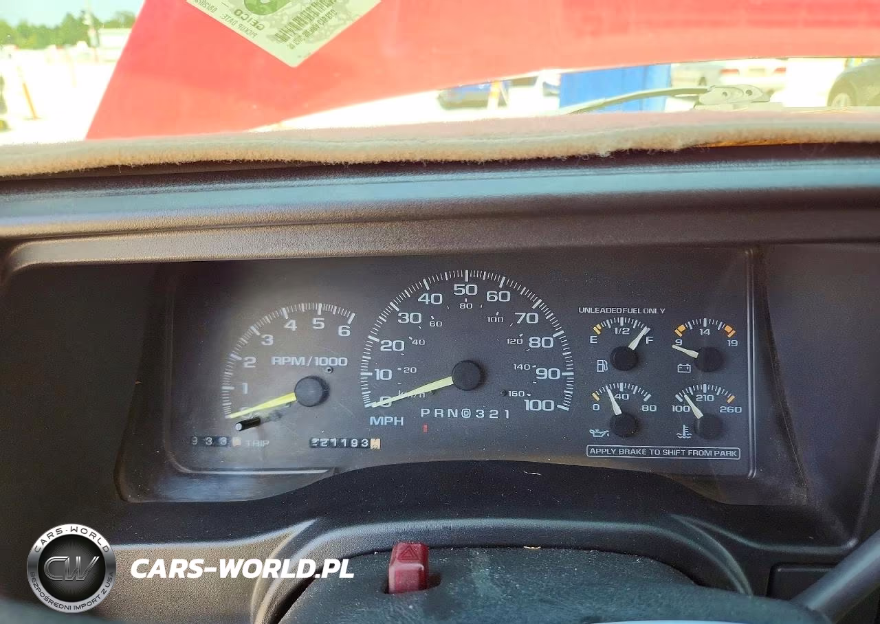 1998 GMC Sierra C1500 VIN:1GTEC14R9WZ522528 - 9
