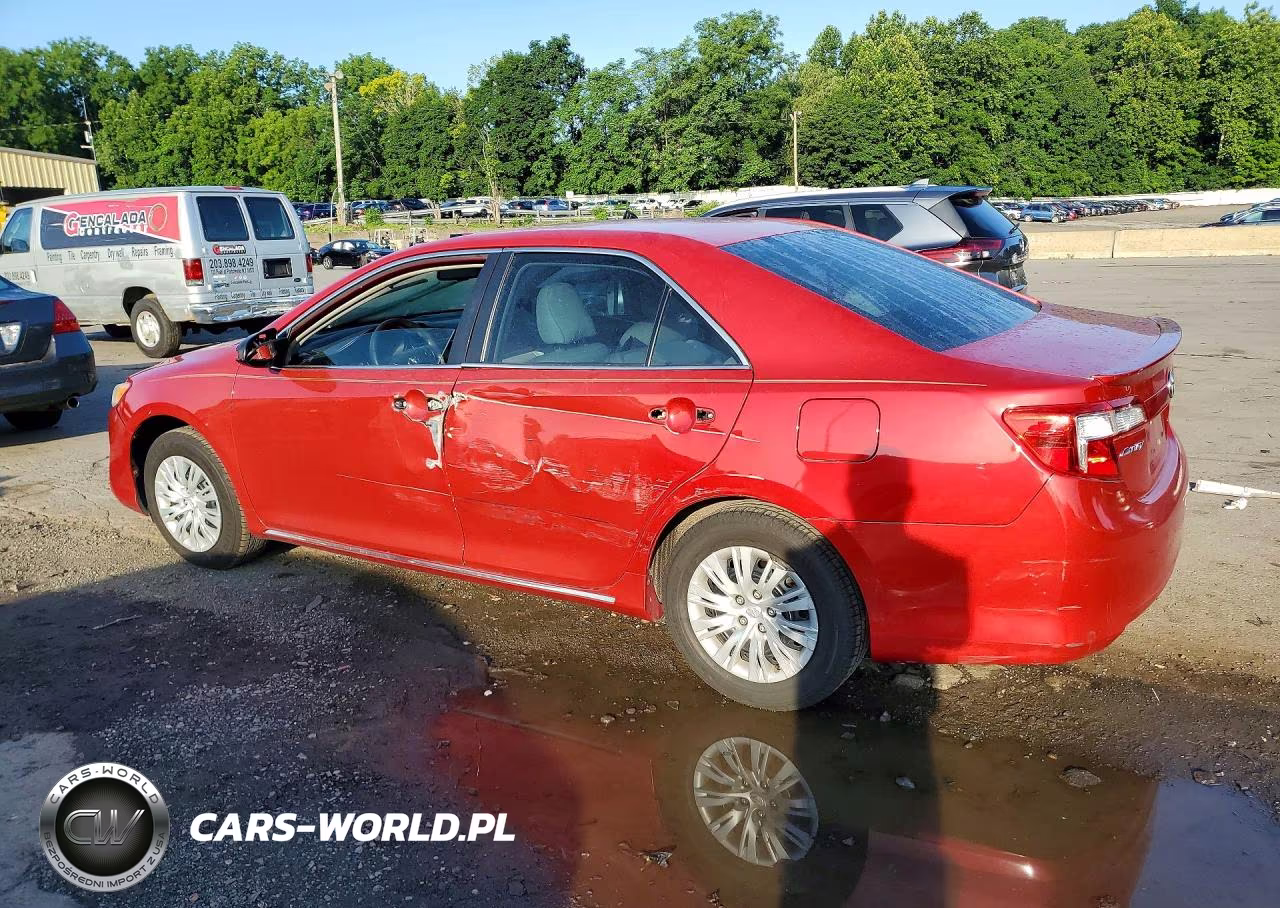 2014 Toyota Camry Hybrid Le VIN:4T1BD1FK7EU134995 - 2