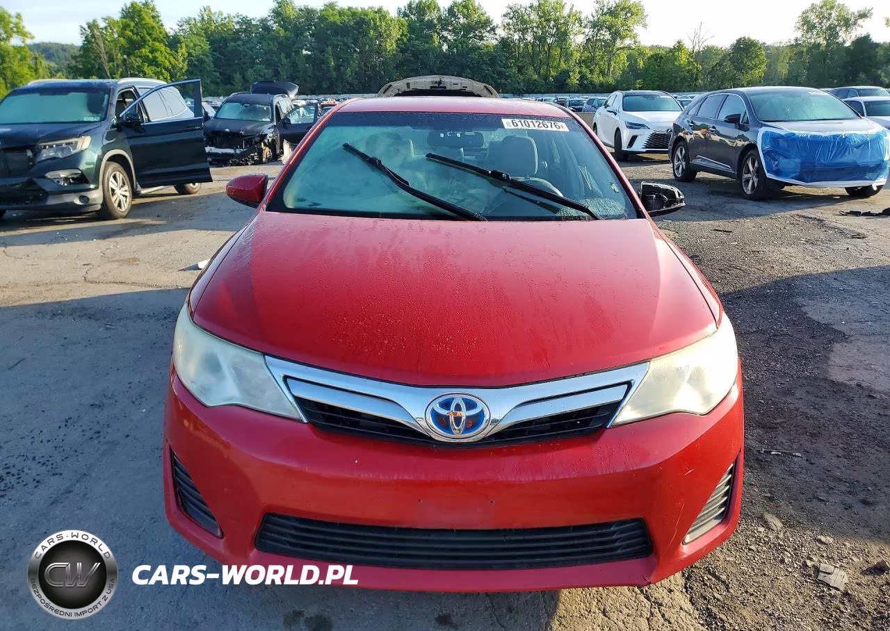 2014 Toyota Camry Hybrid Le VIN:4T1BD1FK7EU134995 - 5