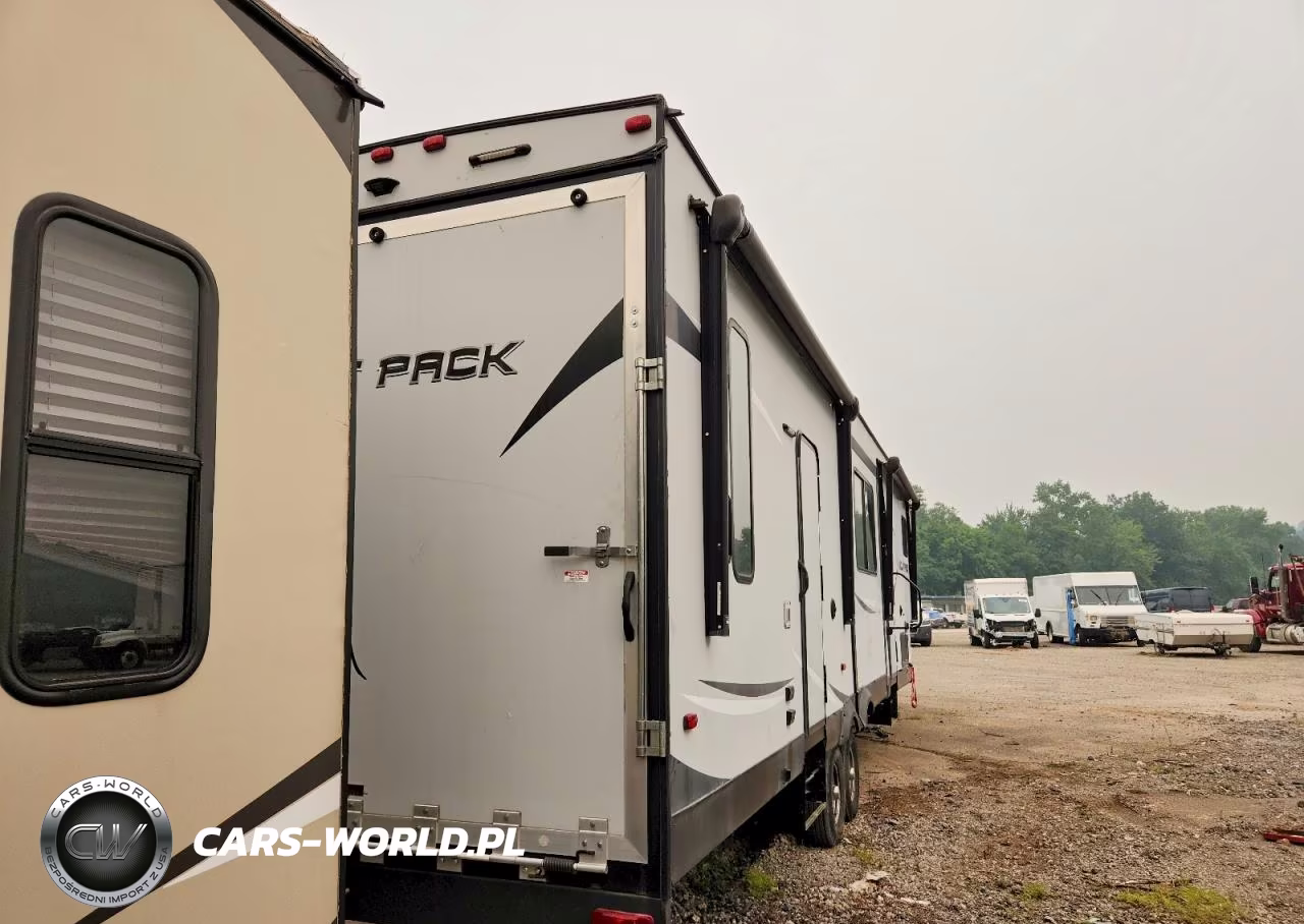 2018 Cherokee Products Okee Wolfpack 325 Pa VIN:5ZT3CTYB7J1210777 - 4