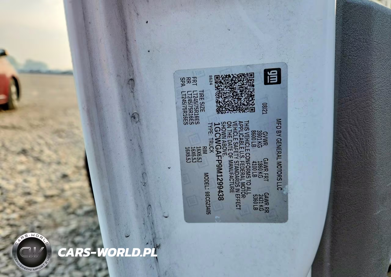 2021 Chevrolet Express G2500 VIN:1GCWGAFP9M1299438 - 12