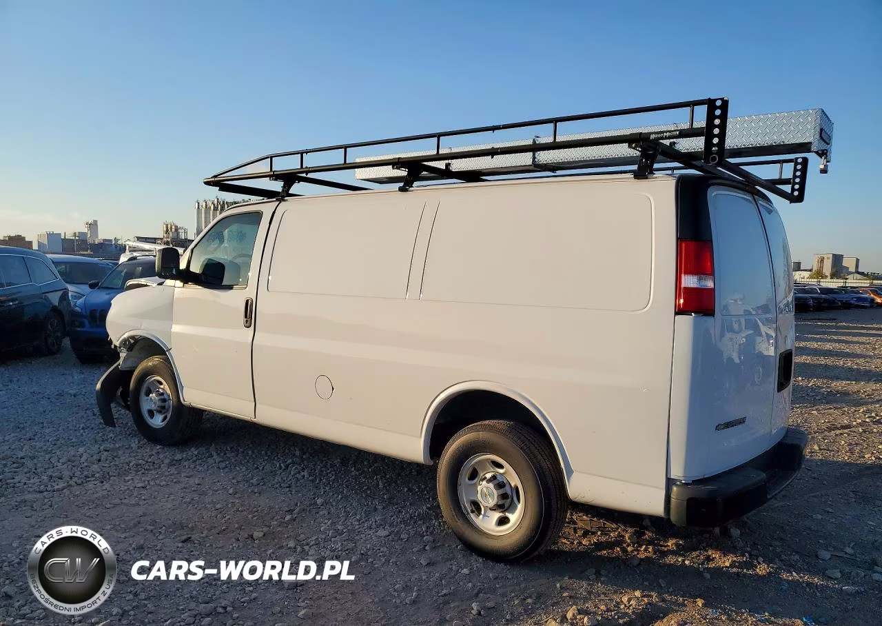 2021 Chevrolet Express G2500 VIN:1GCWGAFP9M1299438 - 2