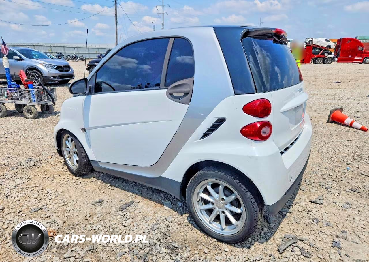 2010 Smart Fortwo Pure VIN:WMEEJ3BA4AK358154 - 2