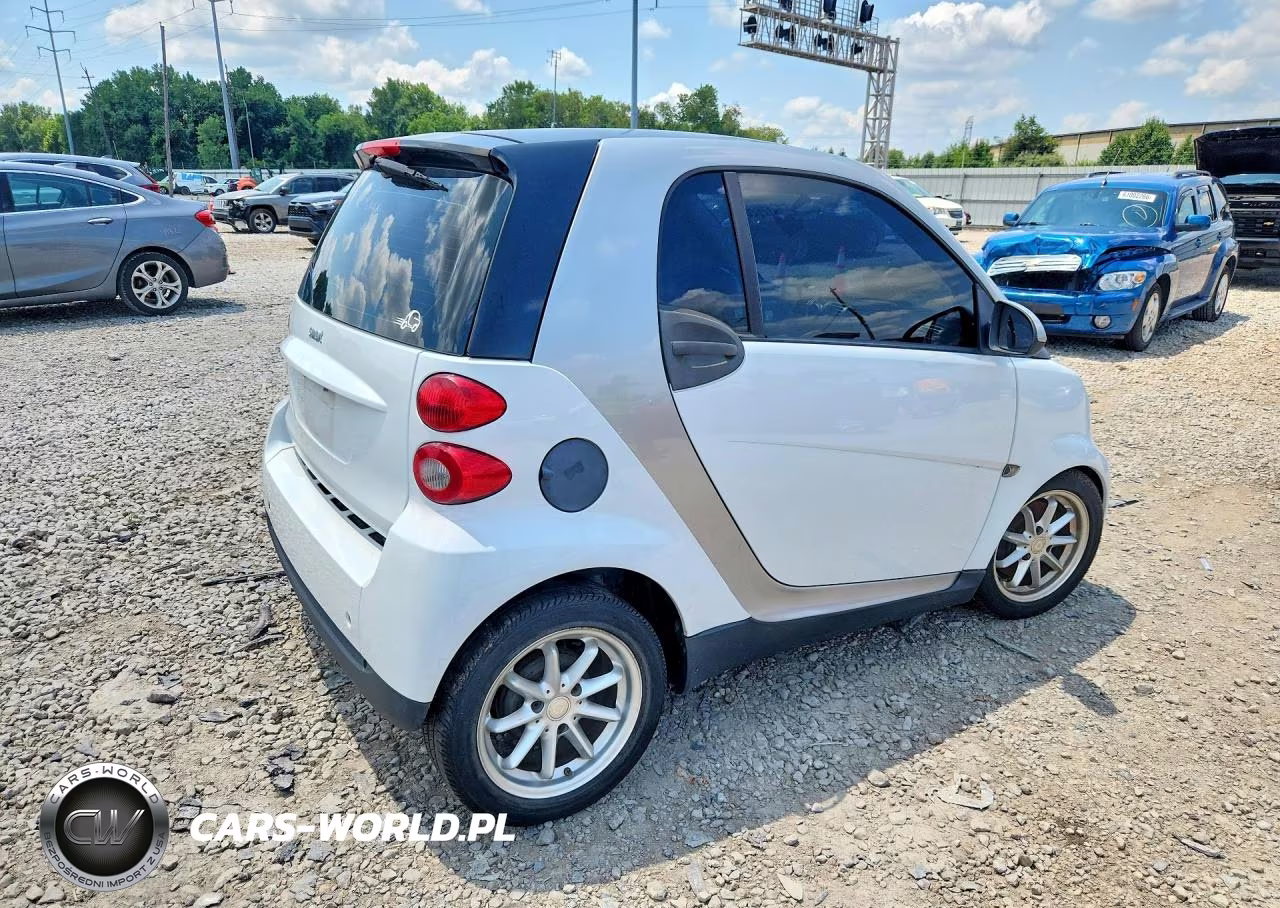 2010 Smart Fortwo Pure VIN:WMEEJ3BA4AK358154 - 3