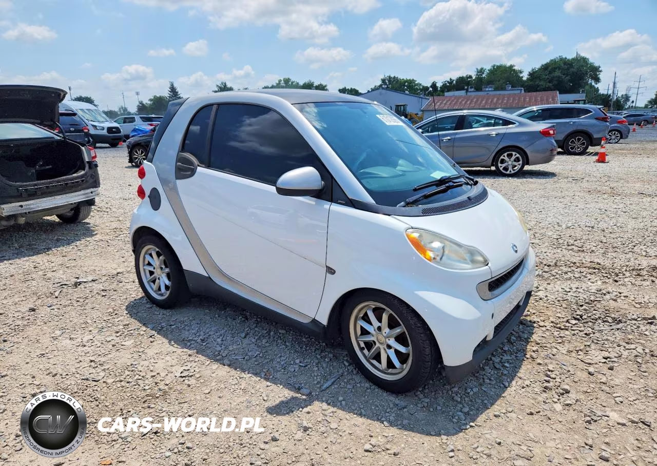 2010 Smart Fortwo Pure VIN:WMEEJ3BA4AK358154 - 4