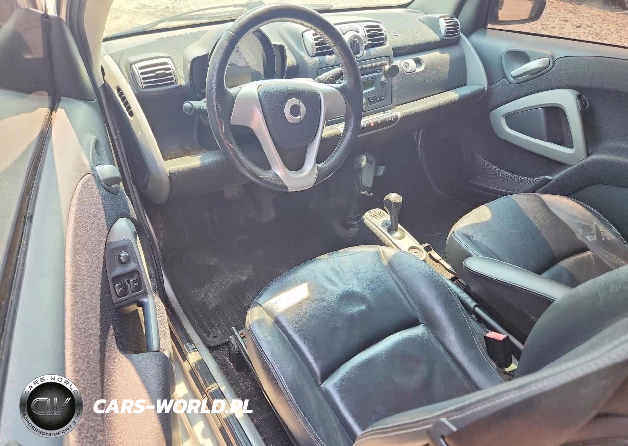 2010 Smart Fortwo Pure VIN:WMEEJ3BA4AK358154 - 8