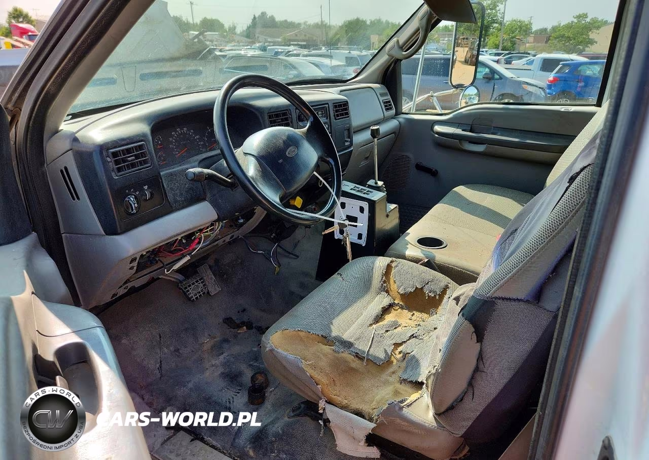 2000 Ford F750 Super Duty VIN:3FDXX75N4YMA09571 - 8