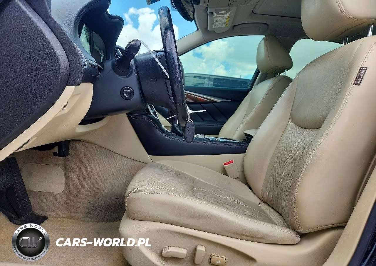 2015 Infiniti Q50 VIN:JN1BV7ARXFM405125 - 7