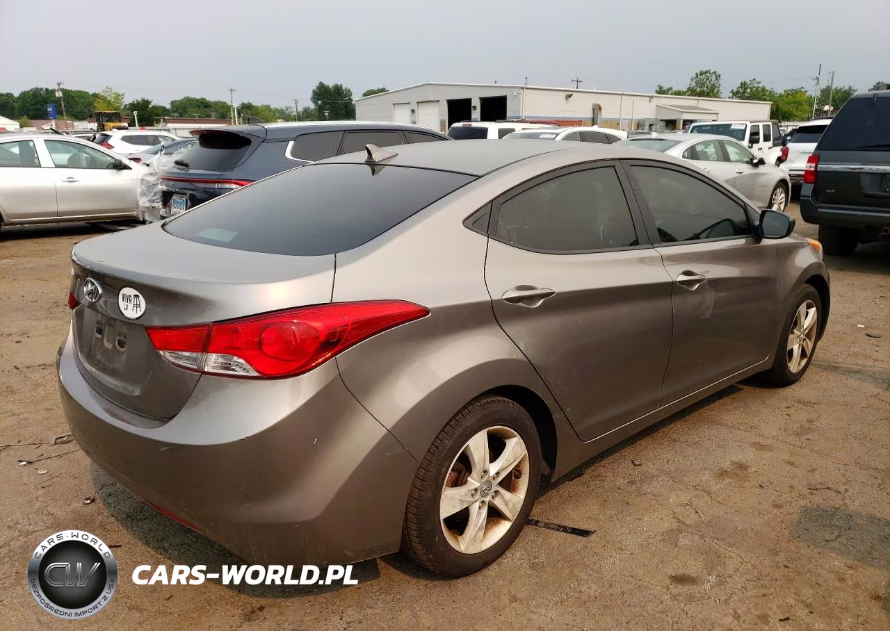 2012 Hyundai Elantra Gls VIN:5NPDH4AE9CH108880 - 3