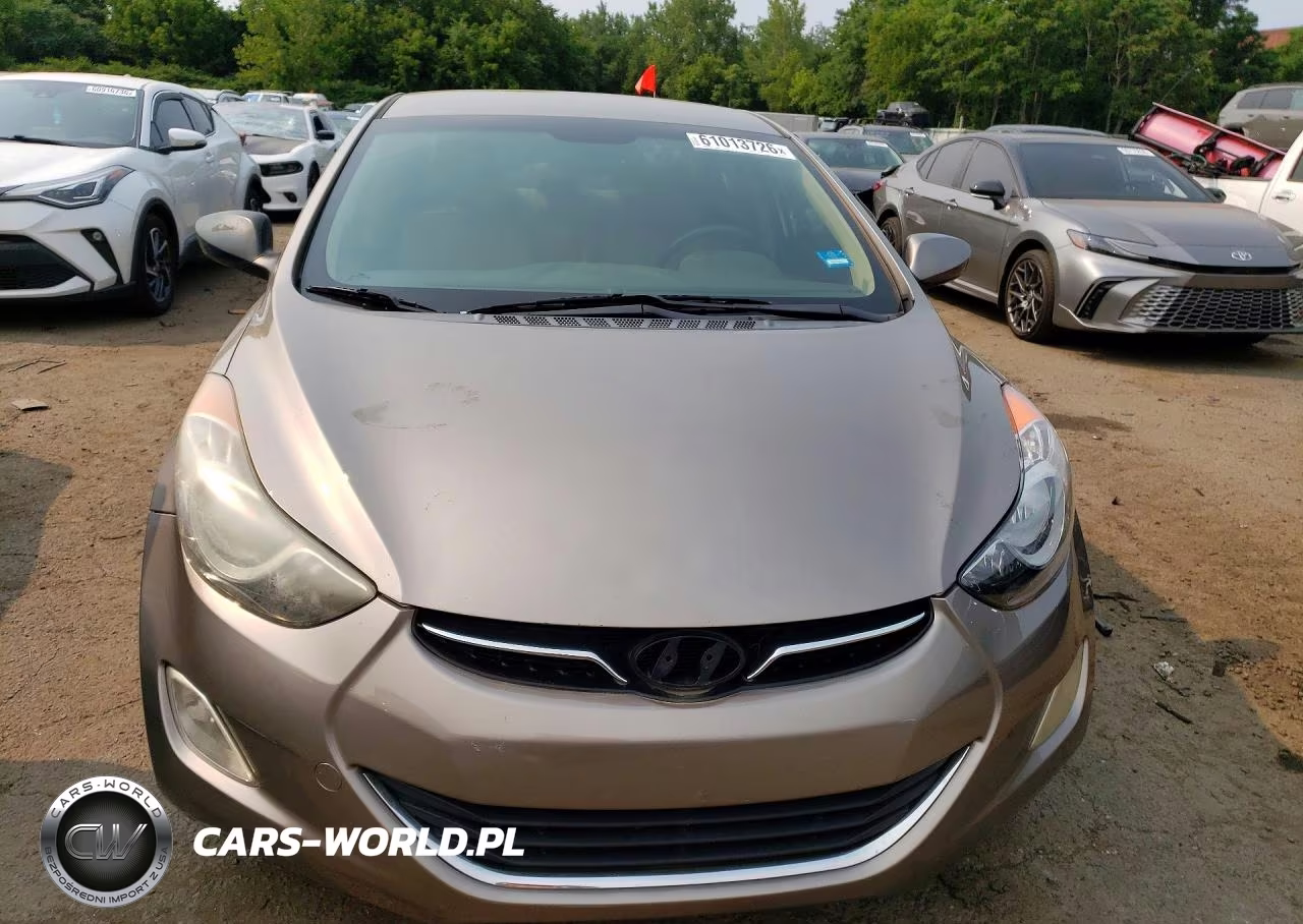 2012 Hyundai Elantra Gls VIN:5NPDH4AE9CH108880 - 5