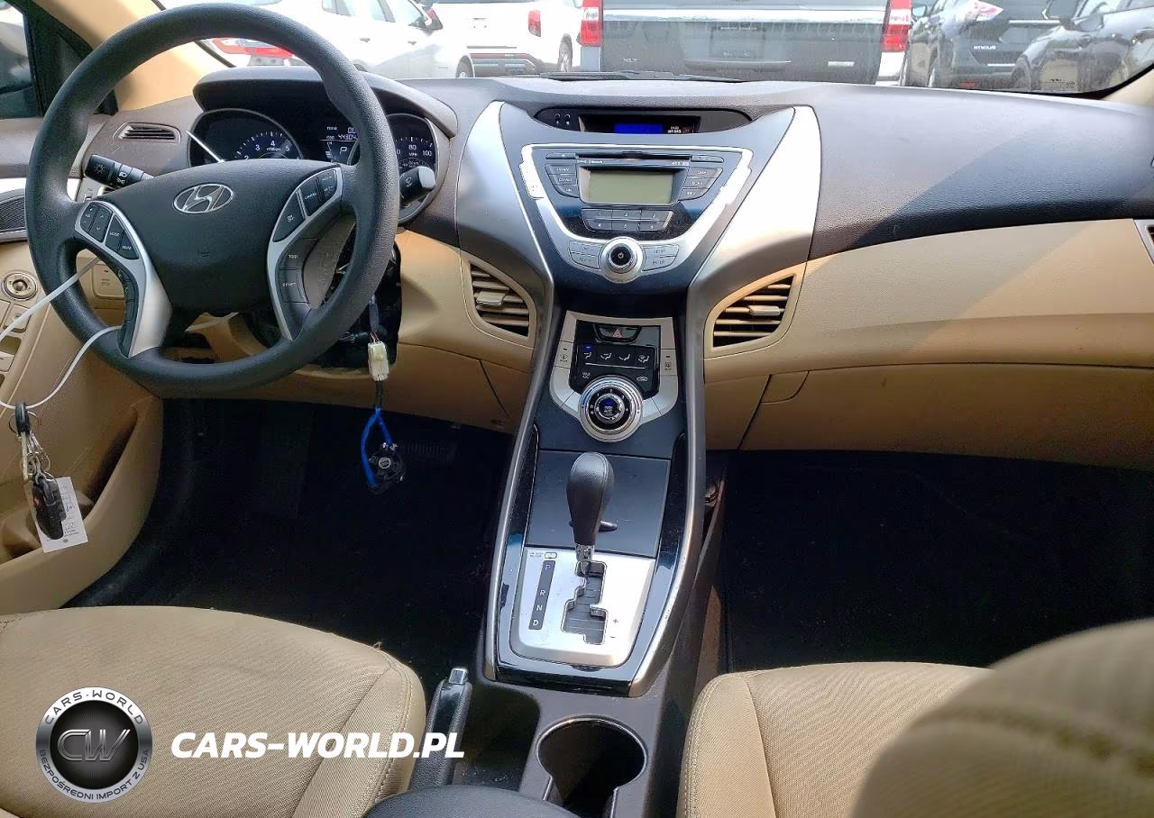 2012 Hyundai Elantra Gls VIN:5NPDH4AE9CH108880 - 8