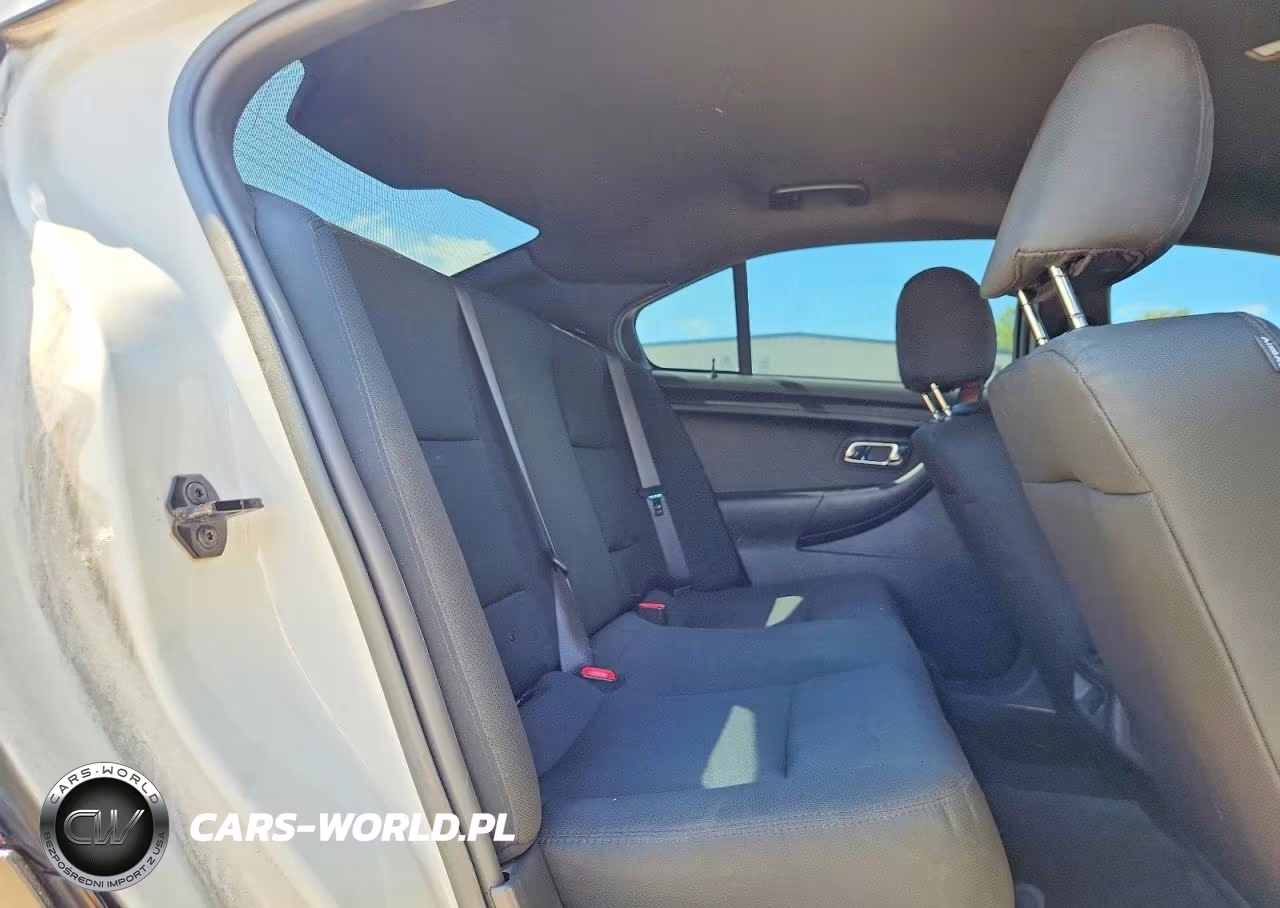 2017 Ford Taurus Police Interceptor VIN:1FAHP2L99HG103866 - 10