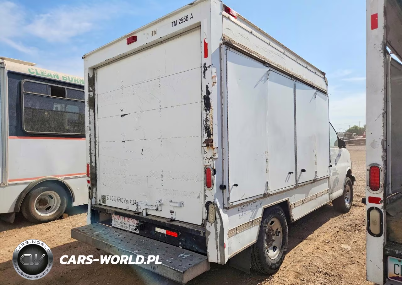 2007 GMC Savana Cutaway G3500 VIN:1GDGG31V471904729 - 3