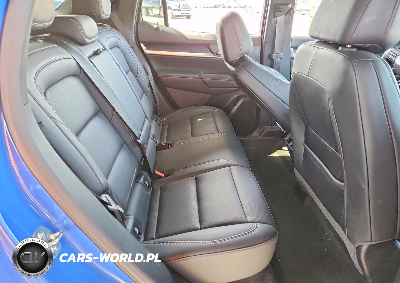 2025 GMC Terrain Elevation VIN:3GKALUEG9SL224337 - 11