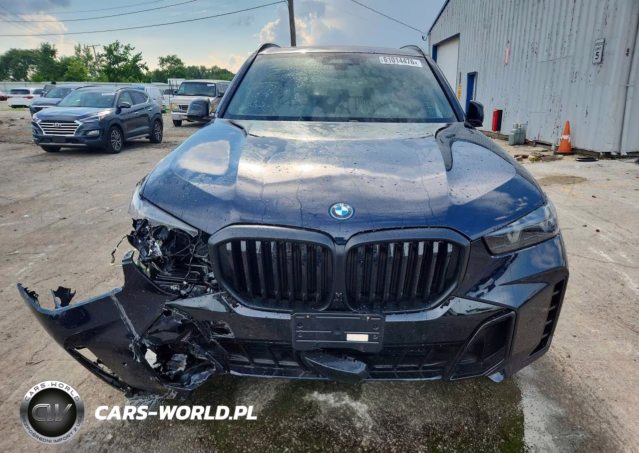 2026 BMW X5 xDrive50E VIN:5UX43EU02T9280311 - 5