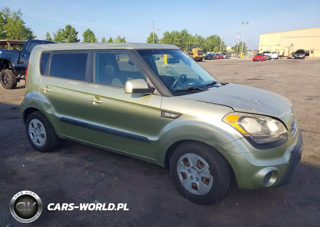 2013 Kia Soul Base VIN:KNDJT2A58D7579284 - 4