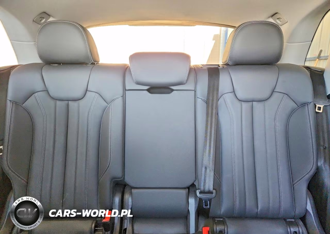 2024 Audi Q5 Premium Plus 45 VIN:WA1EAAFY5R2064374 - 10