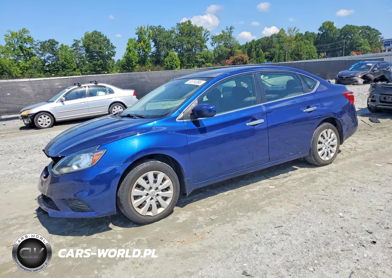 2017 Nissan Sentra S – zdjęcie 1 z 12
