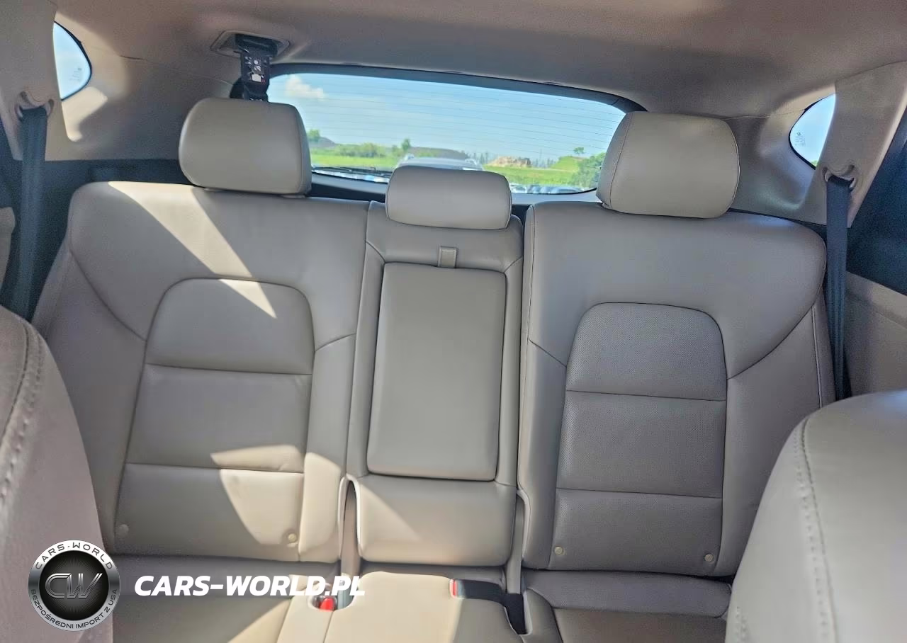 2018 Hyundai Tucson Limited VIN:KM8J33A27JU809353 - 10