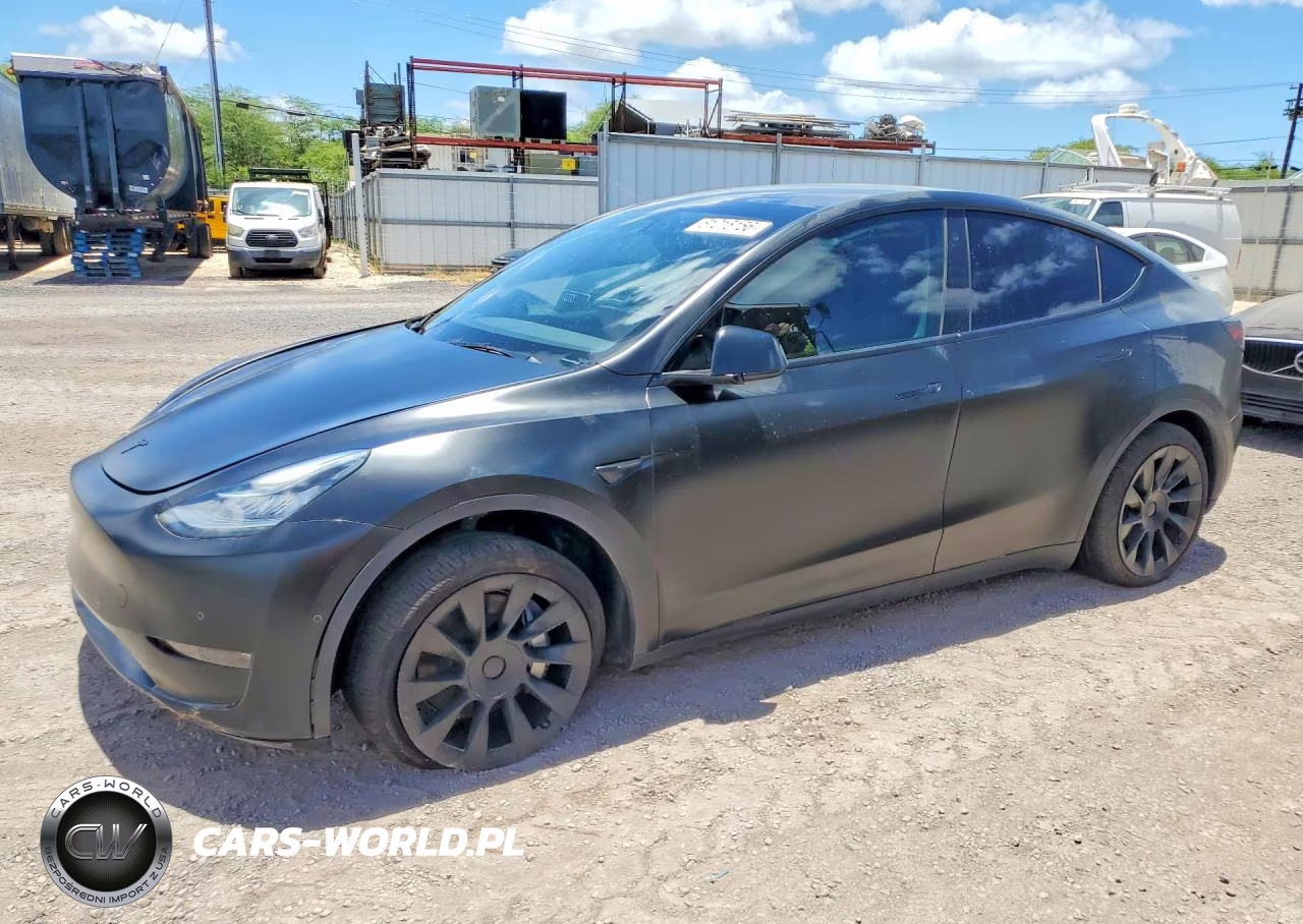 2022 Tesla Model Y – zdjęcie 1 z 13