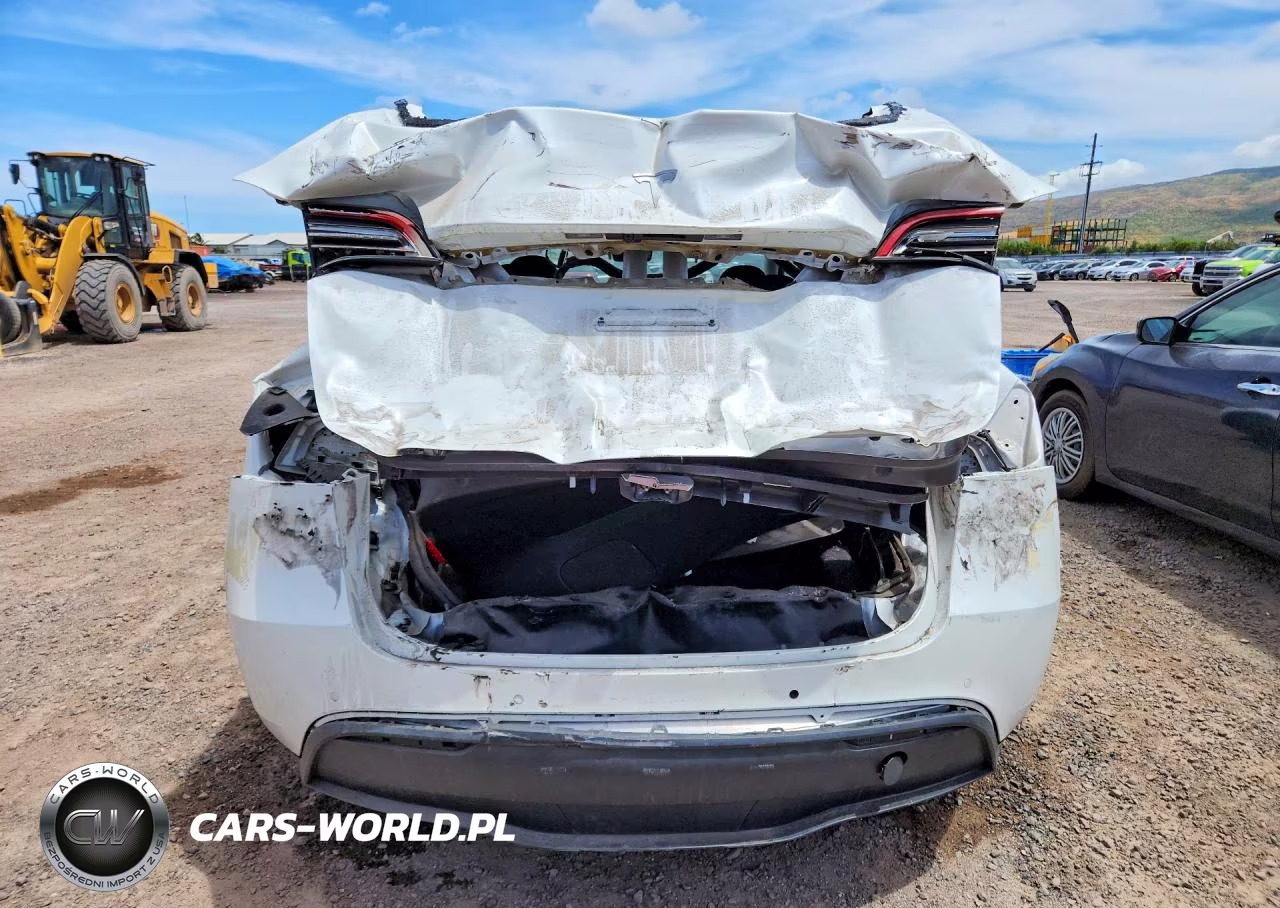 2021 Tesla Model Y VIN:5YJYGDED6MF192792 - 6
