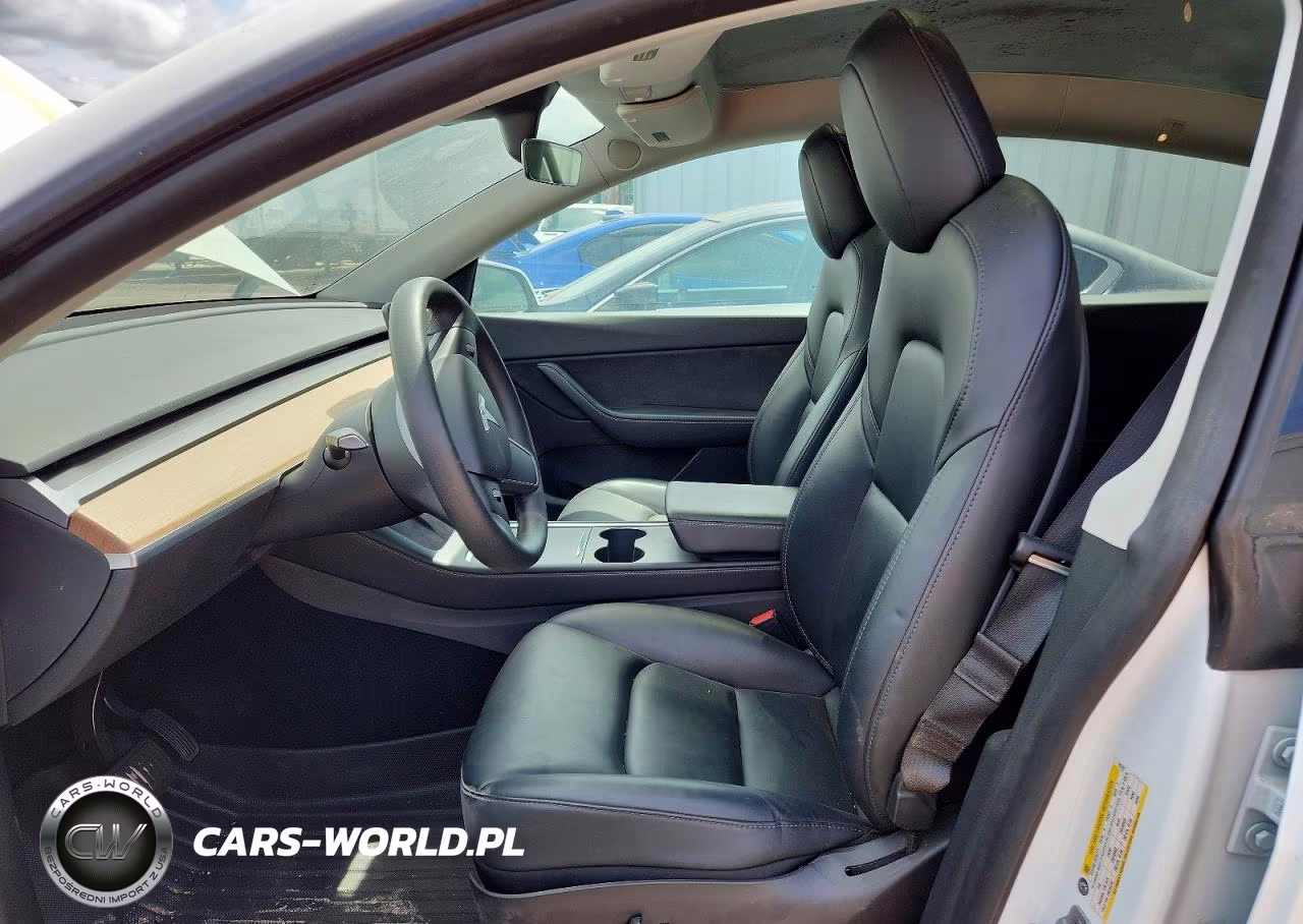 2021 Tesla Model Y VIN:5YJYGDED6MF192792 - 7