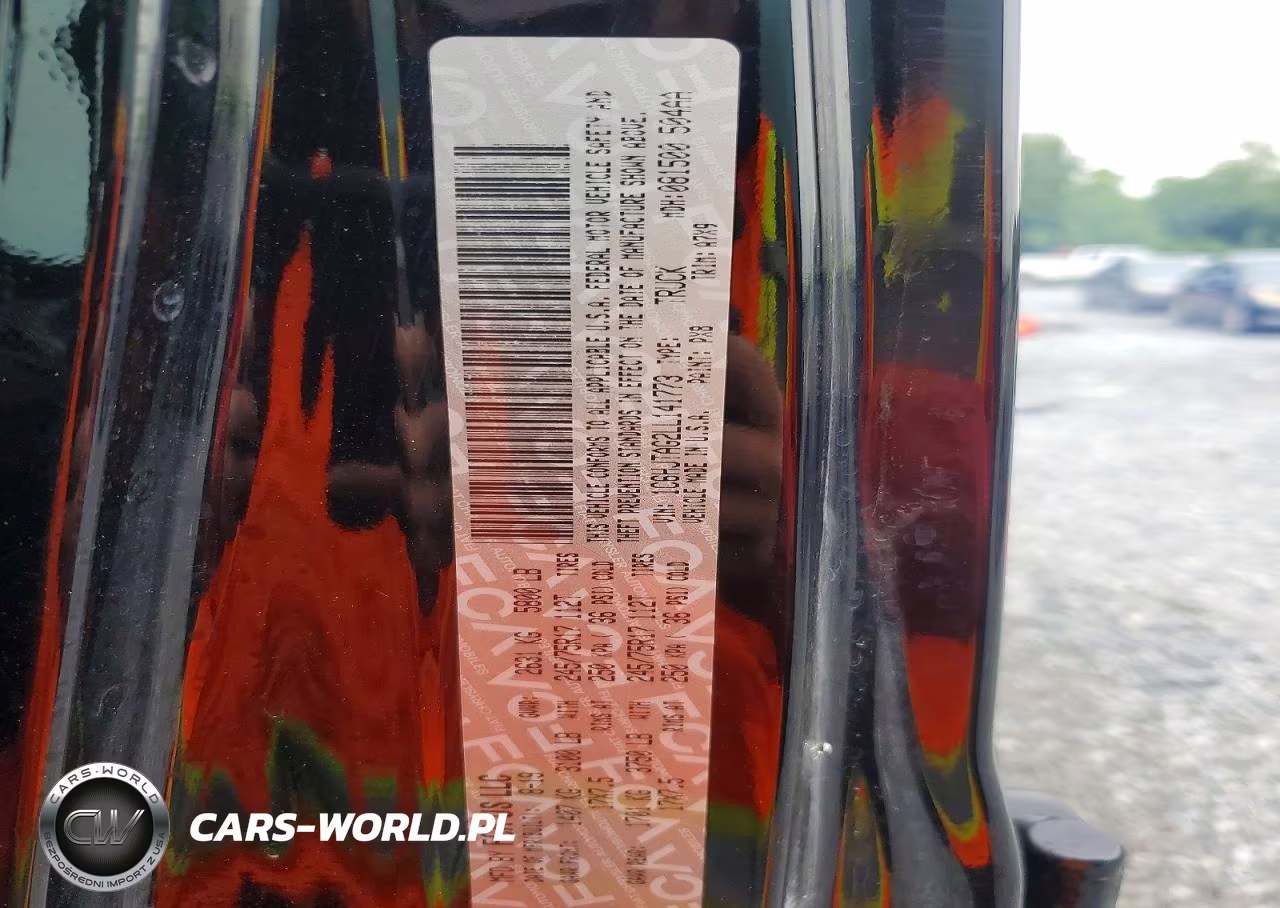 2020 Jeep Gladiator Sport VIN:1C6HJTAG2LL141773 - 13