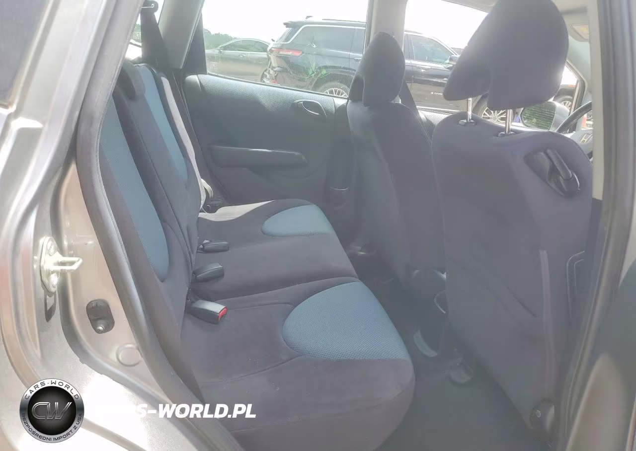 2008 Honda Fit Sport VIN:JHMGD38638S033537 - 10