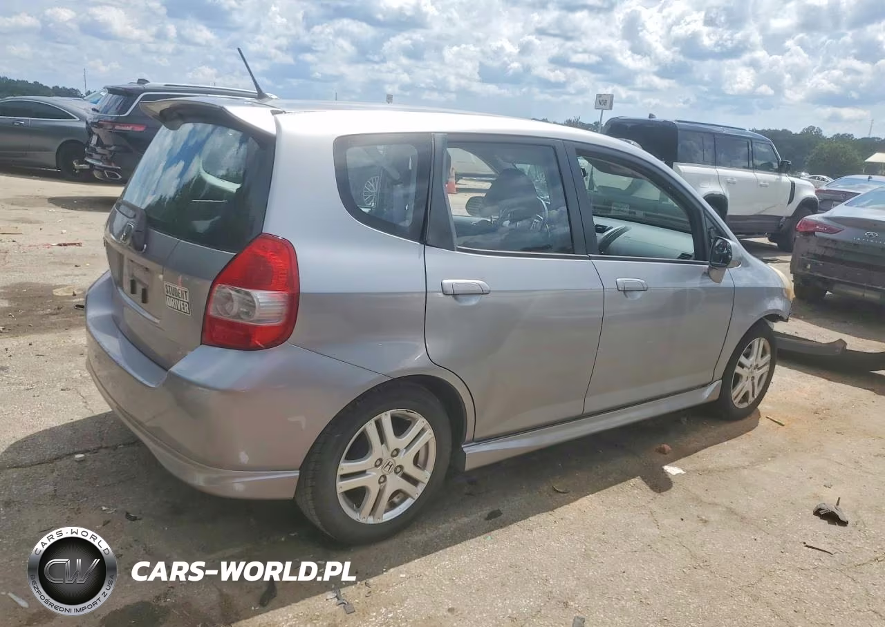 2008 Honda Fit Sport VIN:JHMGD38638S033537 - 3
