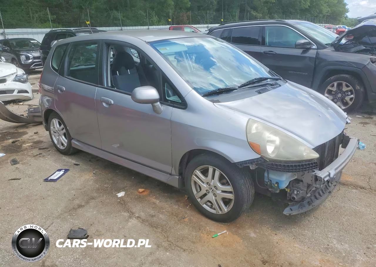 2008 Honda Fit Sport VIN:JHMGD38638S033537 - 4