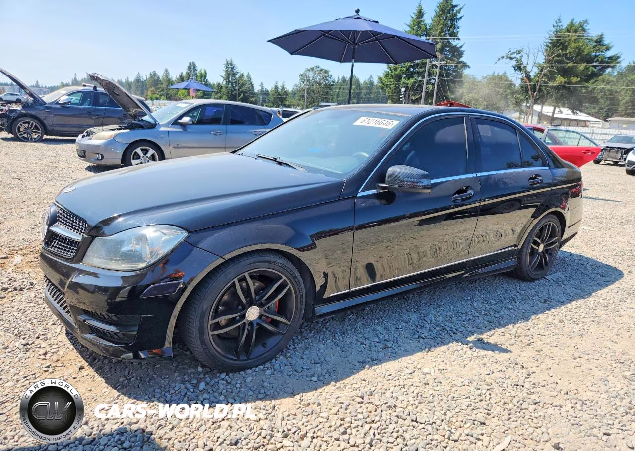 2013 Mercedes-Benz C 250 – zdjęcie 1 z 12
