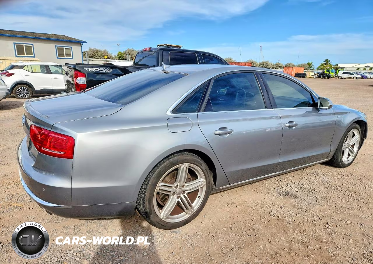 2013 Audi A8 Quattro VIN:WAUAGAFD4DN000850 - 3