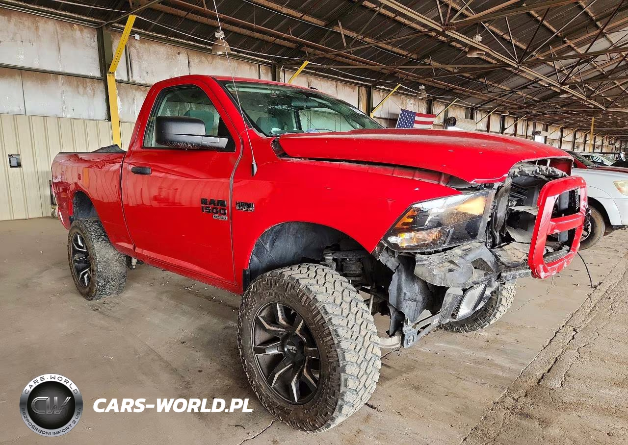 2019 Ram 1500 Classic Tradesman VIN:3C6JR7AT2KG512313 - 4