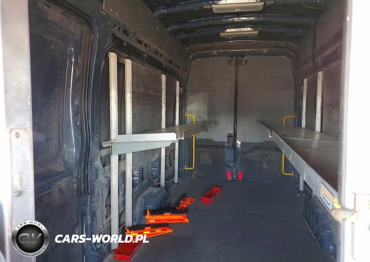 2019 Ford Transit T-250 VIN:1FTYR3XM1KKB33795 - 10