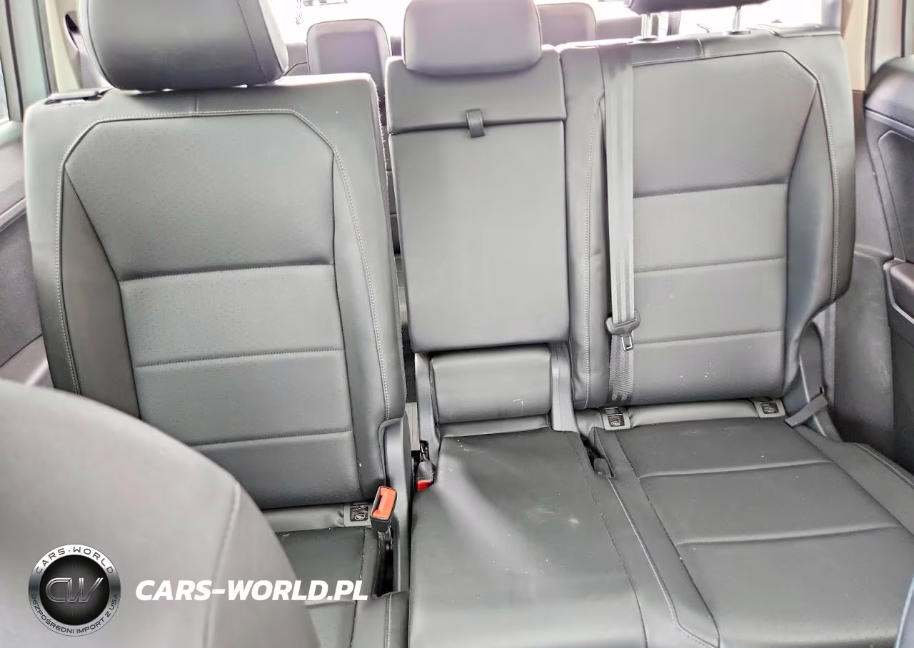 2018 Volkswagen Tiguan Se-Sel VIN:3VV3B7AX4JM104681 - 10