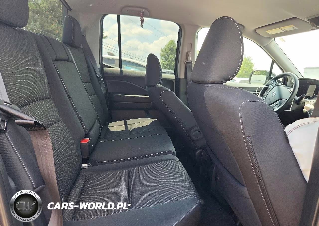 2023 Honda Ridgeline Sport VIN:5FPYK3F1XPB040183 - 10