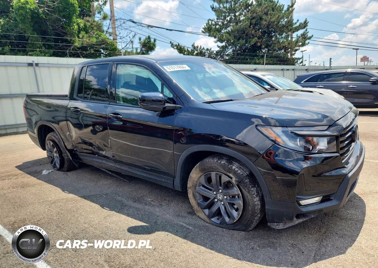 2023 Honda Ridgeline Sport VIN:5FPYK3F1XPB040183 - 4