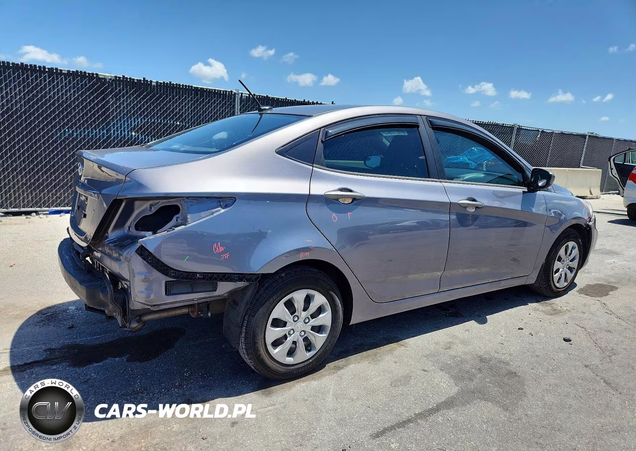 2015 Hyundai Accent Gls VIN:KMHCT4AE6FU867521 - 3