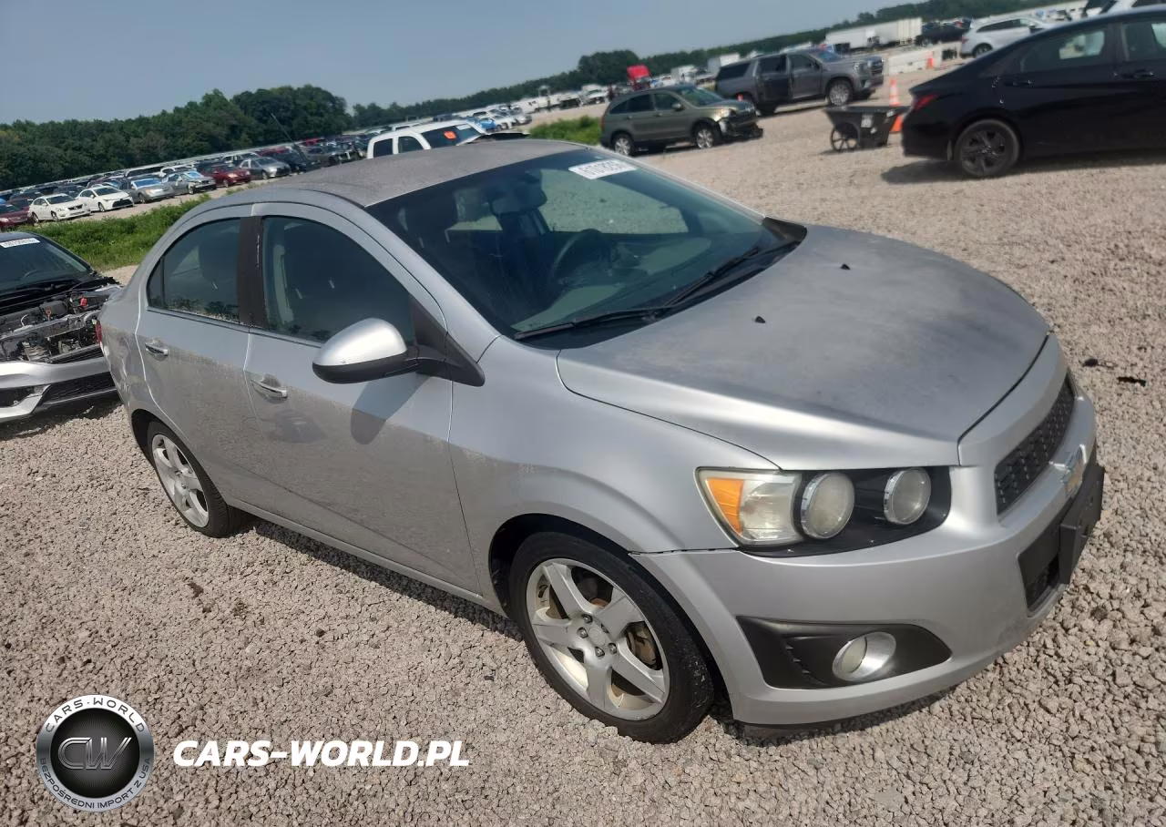 2014 Chevrolet Sonic Ltz VIN:1G1JE5SB3E4119705 - 4