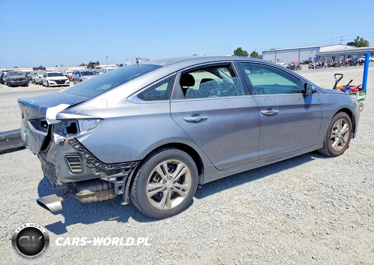 2019 Hyundai Sonata Sel VIN:5NPE34AF8KH768144 - 3