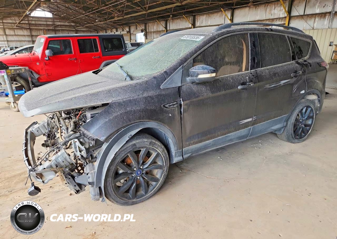 2017 Ford Escape Titanium – zdjęcie 1 z 13