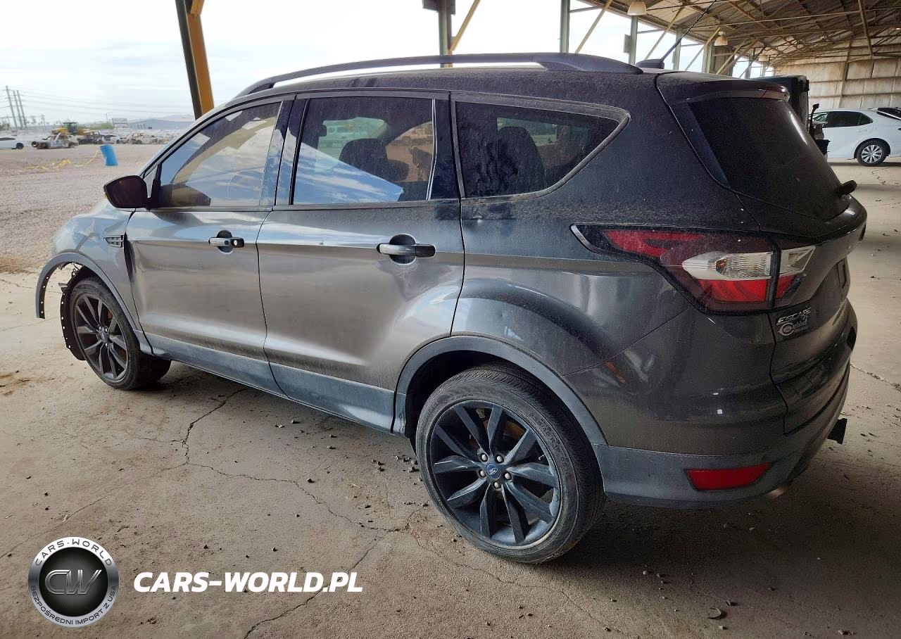 2017 Ford Escape Titanium VIN:1FMCU0J9XHUD19940 - 2
