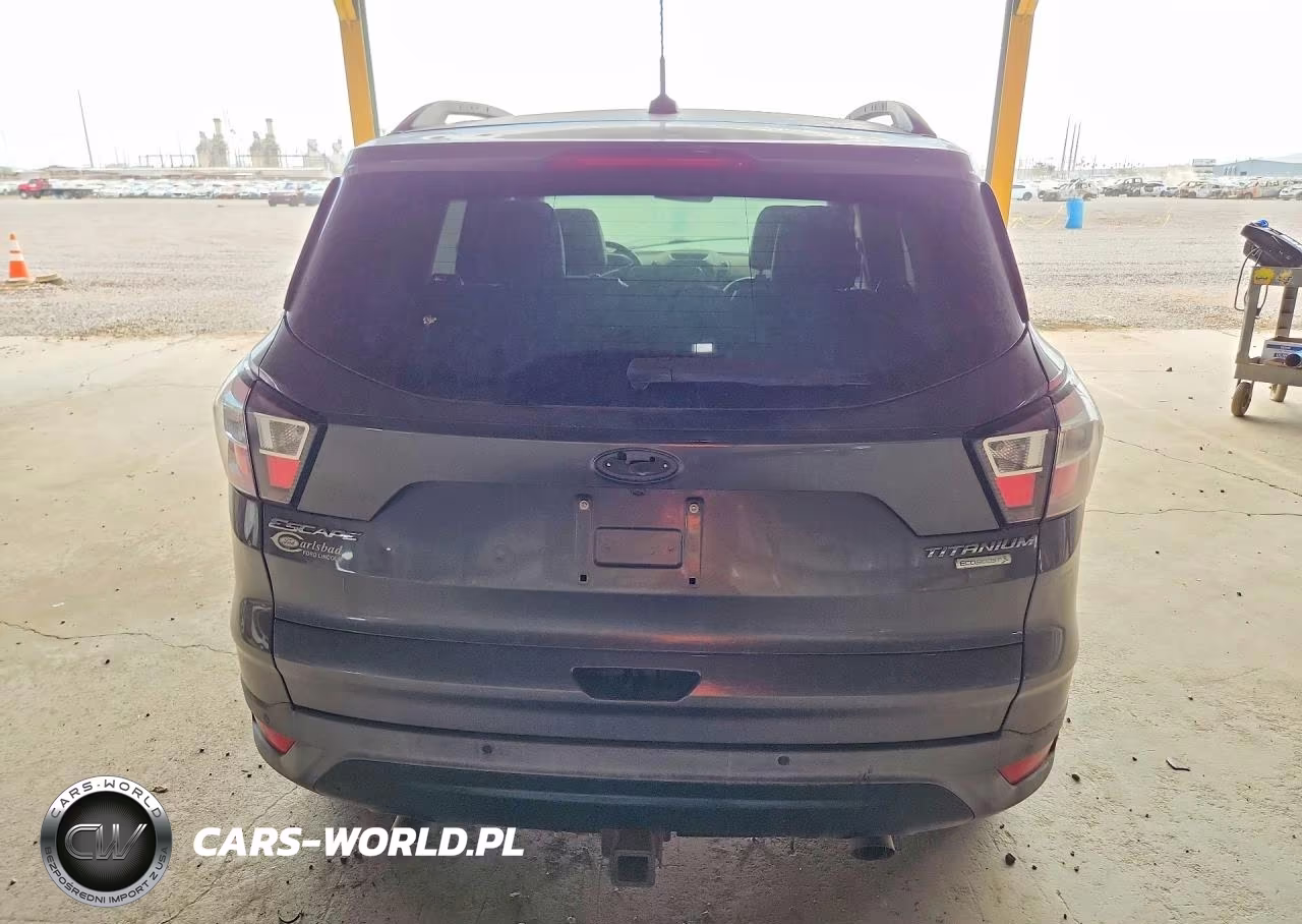 2017 Ford Escape Titanium VIN:1FMCU0J9XHUD19940 - 6