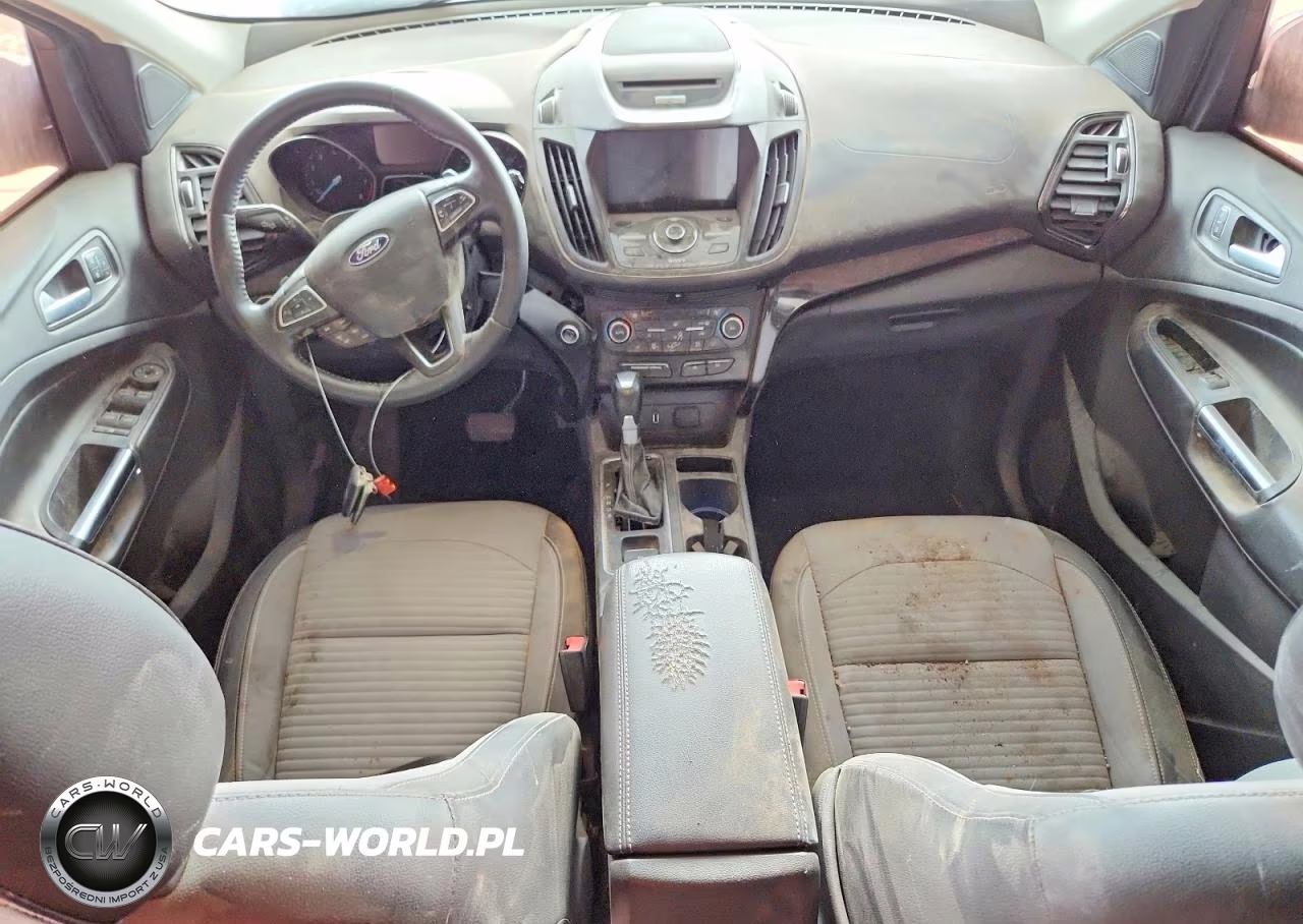2017 Ford Escape Titanium VIN:1FMCU0J9XHUD19940 - 8