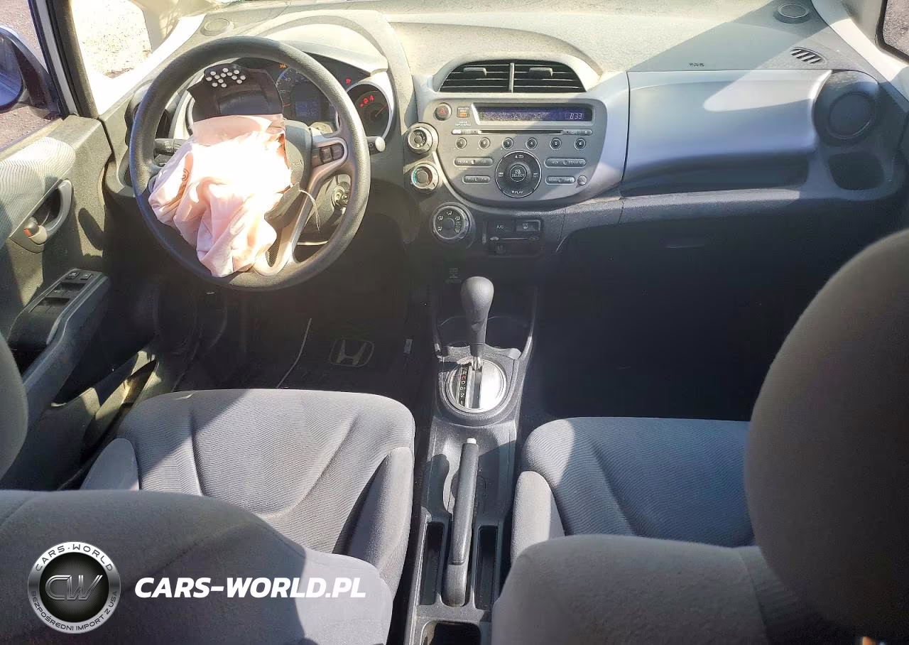 2013 Honda Fit VIN:JHMGE8H35DC008224 - 8