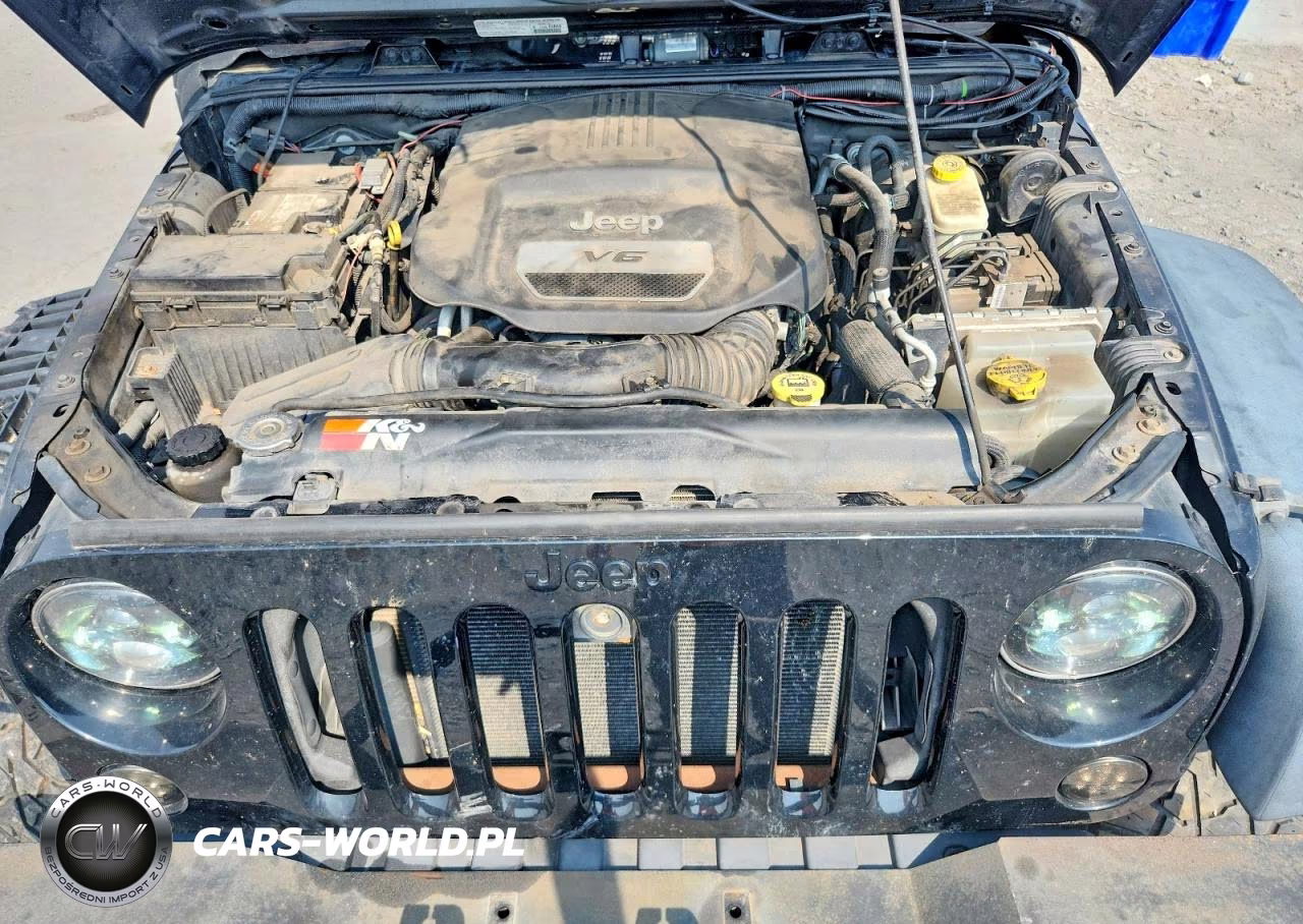 2014 Jeep Wrangler Unlimited Sport VIN:1C4BJWDGXEL210255 - 11